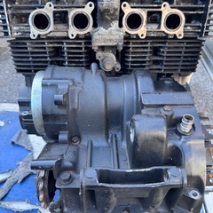 XJR400 エンジン 二基の画像