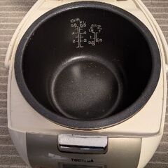 炊飯器（TOSHIBA）の画像