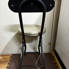 【今日か明日取引希望】　ニトリ　折り畳みイスの画像