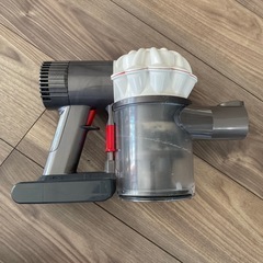 Dyson V6 cord-free コードレス掃除機　本体の画像