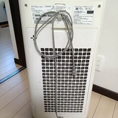 SHARP　加湿空気清浄機　最大23畳　17年製の画像