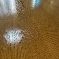 ダイニングテーブルの画像