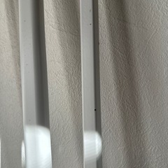 日本育児 ベビーズゲート ホワイト NI-4006 (取付幅 73~90cm)&20センチ拡張パネルの画像