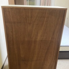 【引き取りに来れる方限定】6段タンス イエローの画像