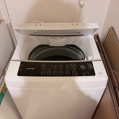 アイリスオーヤマ 上面 洗濯機6kg 全自動 1人暮らし まとめ洗い毛布 部屋干し の画像