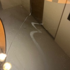 レトロモダンガラステーブル
の画像