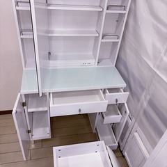 ドレッサー/化粧台/ホワイト×ガラスの画像