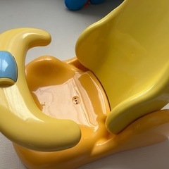 アップリカ　はじめてのお風呂から使えるバスチェアの画像