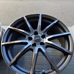  18インチ　アルミホイール　４本セット7j pcd 100 １本キズ大　の画像