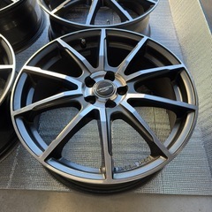  18インチ　アルミホイール　４本セット7j pcd 100 １本キズ大　の画像