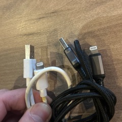 ライトニングケーブル2本差し上げます。の画像