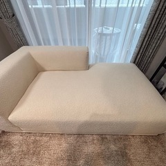 Francfranc ネーメカウチ2R ホワイト　ソファ　ブークレ　ボア素材の画像