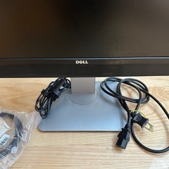 液晶モニター 23.8インチ Dell スピーカーの画像