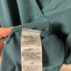 キャミソール付きブラウスの画像