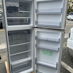 冷蔵庫 パナソニック 2020年 NR-B250T 248L キッチン家電 れいぞうこ 参考価格58,800円【安心の3ヶ月保証・設置費込み】🚚自社配送時💳代引き可🚚(現金、クレジット、スマホ決済対応)の画像