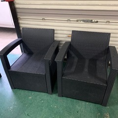 ラタン調 テーブルセット クッション付の画像