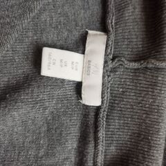 H&M　ニットトレーナー　グレーの画像