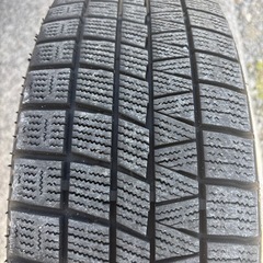 ルーミースタッドレスタイヤの画像