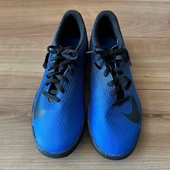 新品　Nike フットサルシューズ 青の画像
