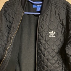 adidas キルティングジャケット Lサイズの画像