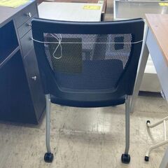 J5892【リユースのサカイ柏店】　オフィスチェア　クリーニング済みの画像