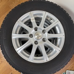 タイヤ195/65R15 91Qスタッドレスタイヤとホイルの4セットの画像