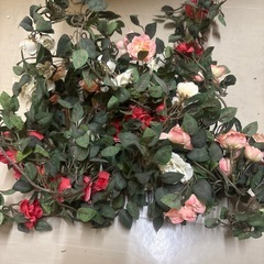 造花 飾り 装飾 薔薇 アイビー  ガーランド 詰め合わせの画像