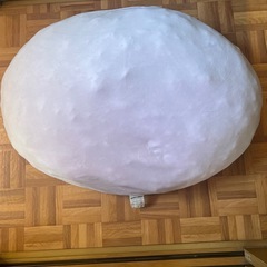 ニトリ モッチモチ マショマロクッションの画像