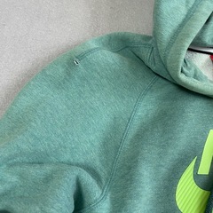 ナイキ　NIKE パーカーの画像