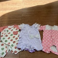 決まりました　
ベビー服　色々　8点 の画像