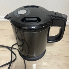【受け渡し予定者決定済】TIGER 蒸気レス 電気ケトル　PCH-G080の画像