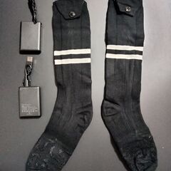 【新品未使用】[LWXFYY] 【2足/1足入り】電熱ソックス アプリ45-75℃温度調節 つま先発熱対応 2個8000mAhバッテリー選択可能 4段階タイミング 高弾性 洗濯可能 男女兼用 日本語説明書付きの画像