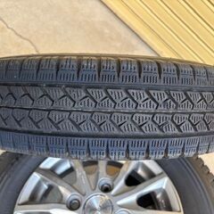 ハイゼットトラック社外アルミホイール＋スタッドレスタイヤ4本セットの画像