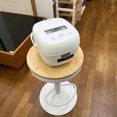 激安炊飯器!! タイガー 2023年 マイコンジャー炊飯器 JBS-A055 ３合炊き 0.54L 遠赤黒特厚釜の画像