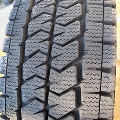 blizzakホイール無しタイヤ195/85r15 107/105Ｎ　LTの画像