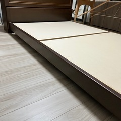 セミダブル ベッド フレームの画像
