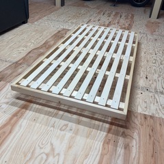 【美品オススメ】すのこベッドフレーム　シングル　高さ調整可の画像