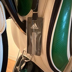 adidas キャディバッグ ホワイト/グリーン 中古の画像