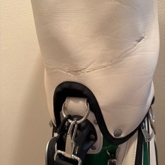 adidas キャディバッグ ホワイト/グリーン 中古の画像