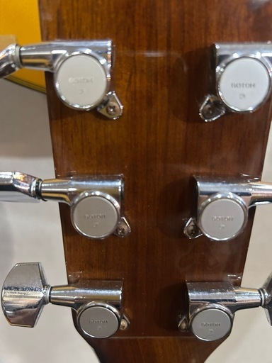 アコースティックギター　ARIA　ADW-300n GOTOHペグに交換
