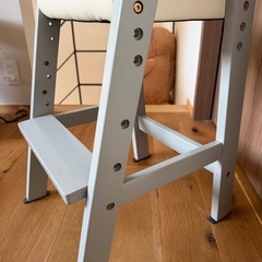 子供用いすイスの画像