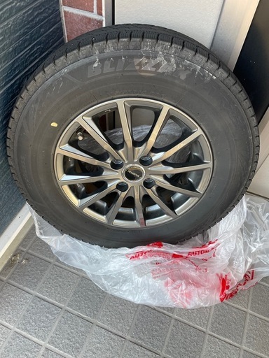 スタッドレスタイヤ　4本セット