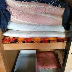 布団と毛布　12月6日土曜日10:00～14:00の画像
