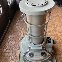 アラジン　ストーブの画像