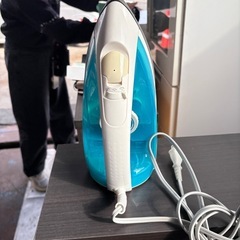 👕 Panasonic スチームアイロン NI-S55 中古品の画像