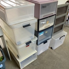 衣装ケース100円からの画像