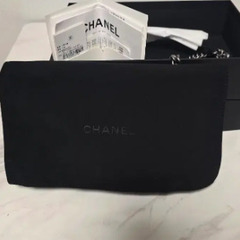 シャネル ボーイWOC 銀色 内蔵チップの画像