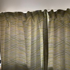 カーテンの画像