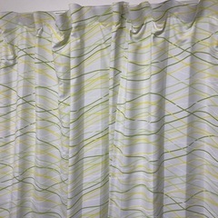 カーテンの画像