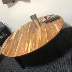 丸型てーぶるテーブルの画像